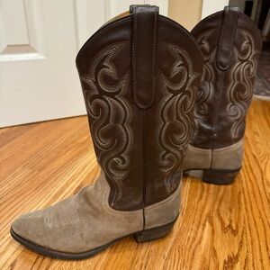 Caborca vintage suede cowboy boots vibram sole size 8.5